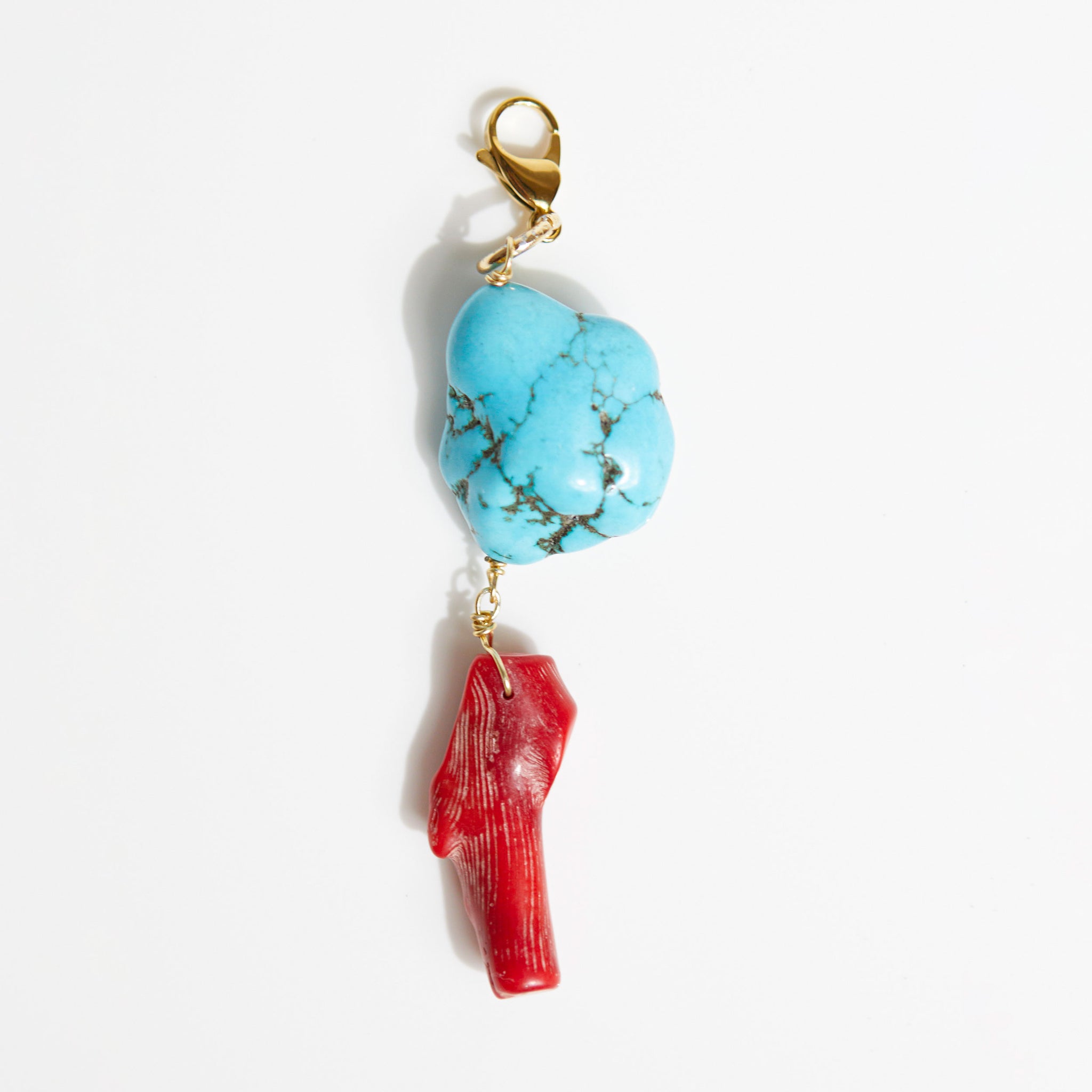 CIONDOLO in howlite turchese e corallo rosso