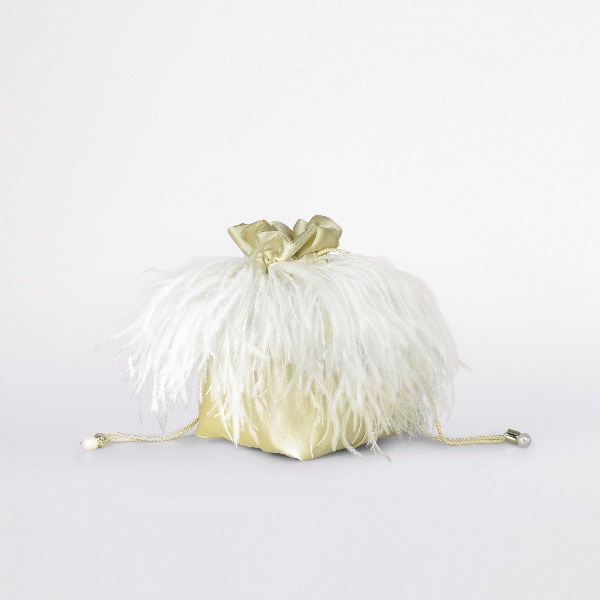 Feathers Collar Bag in colorazione pastel lime