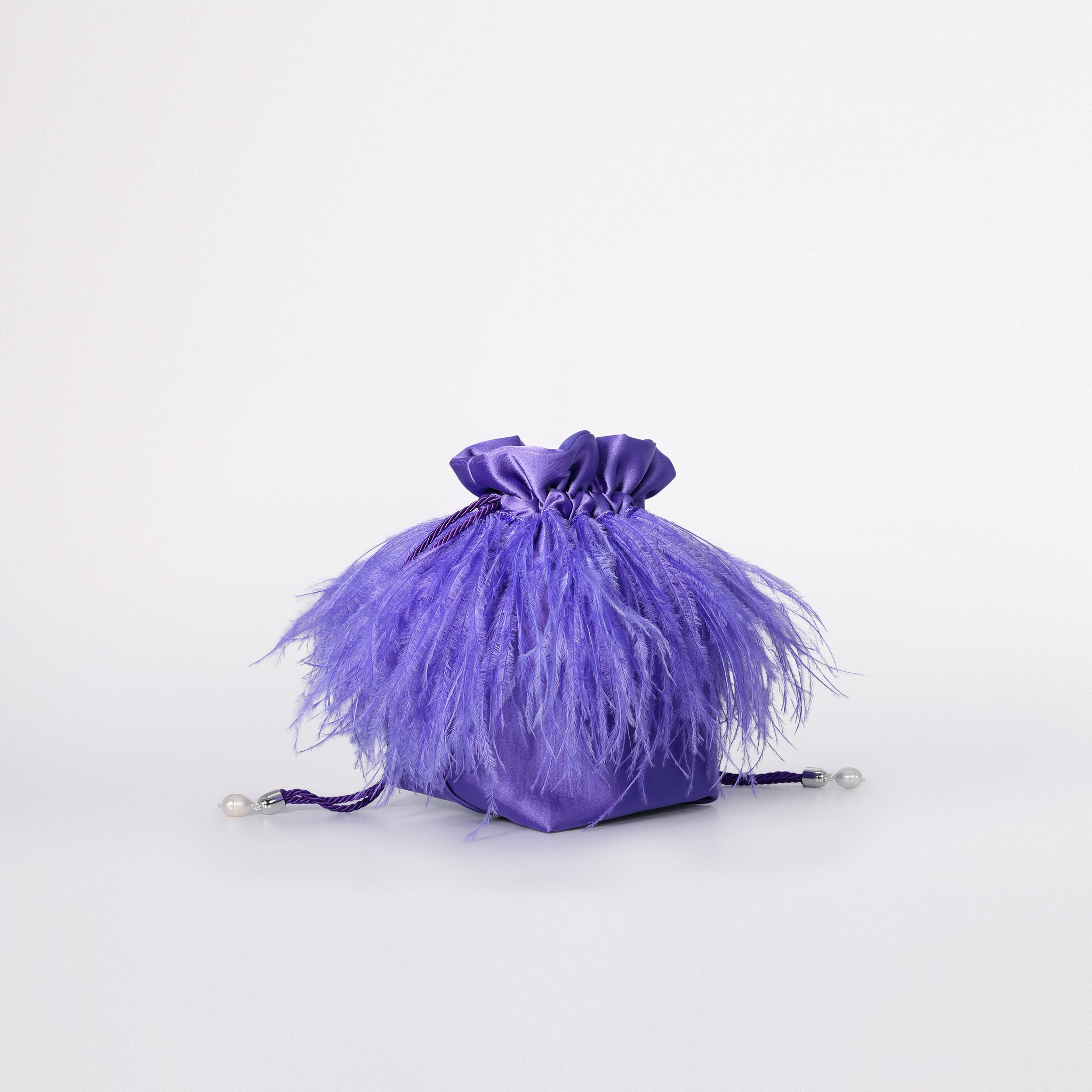 Feathers Collar Bag in colorazione viola
