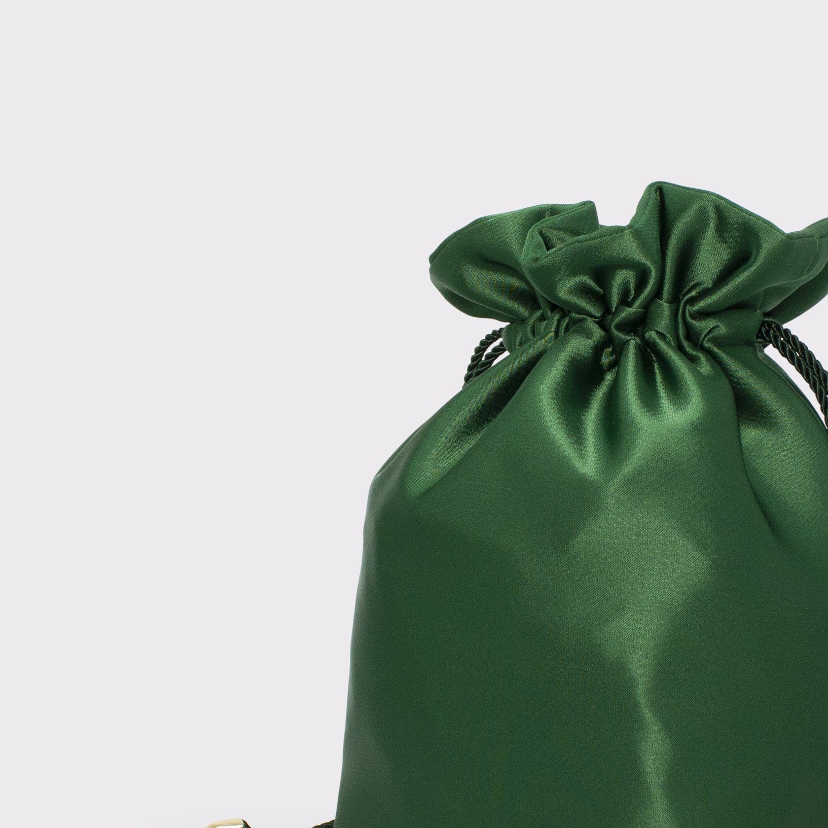 Giulia flat bag in colorazione verde giada