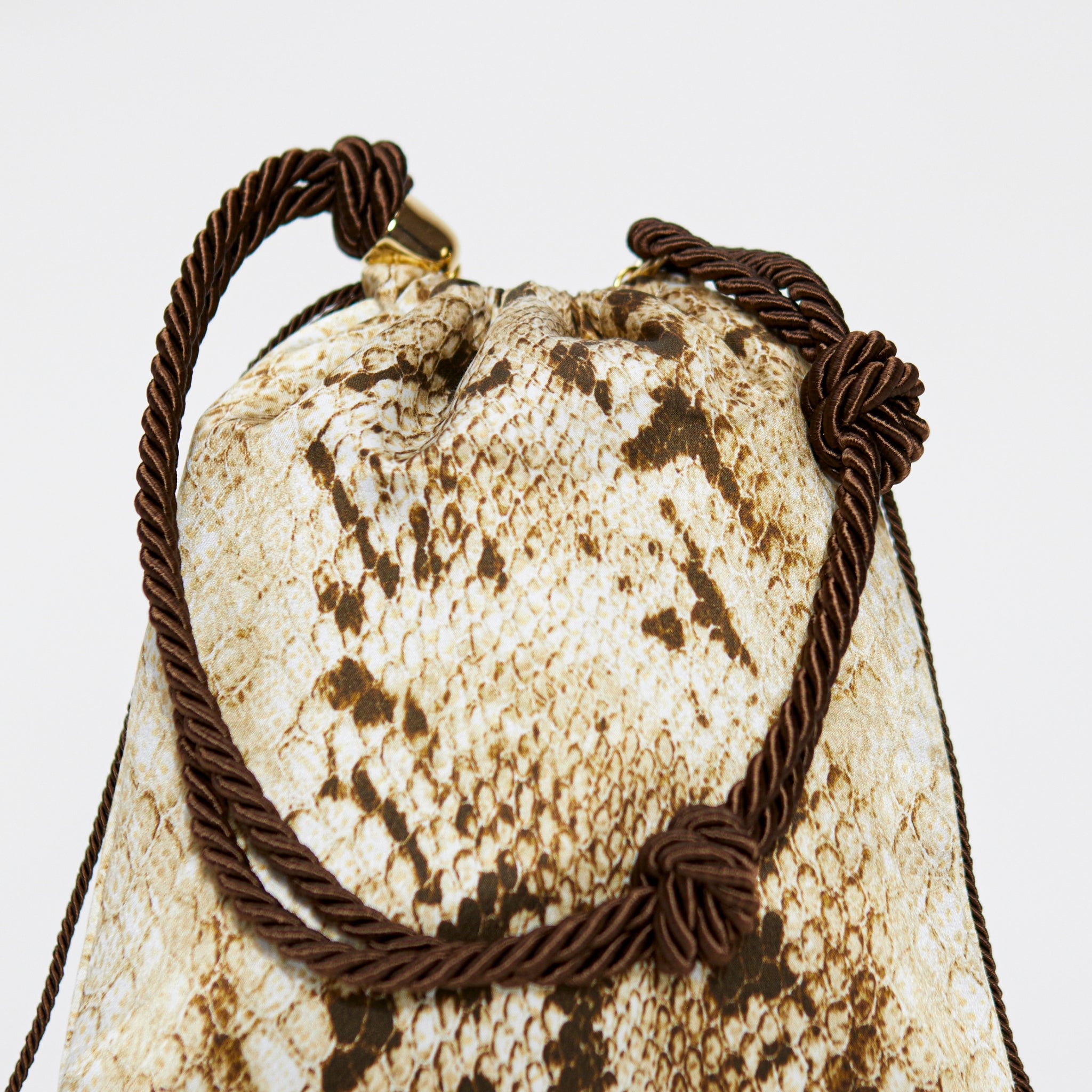 knotted shoulder strap in colore moka