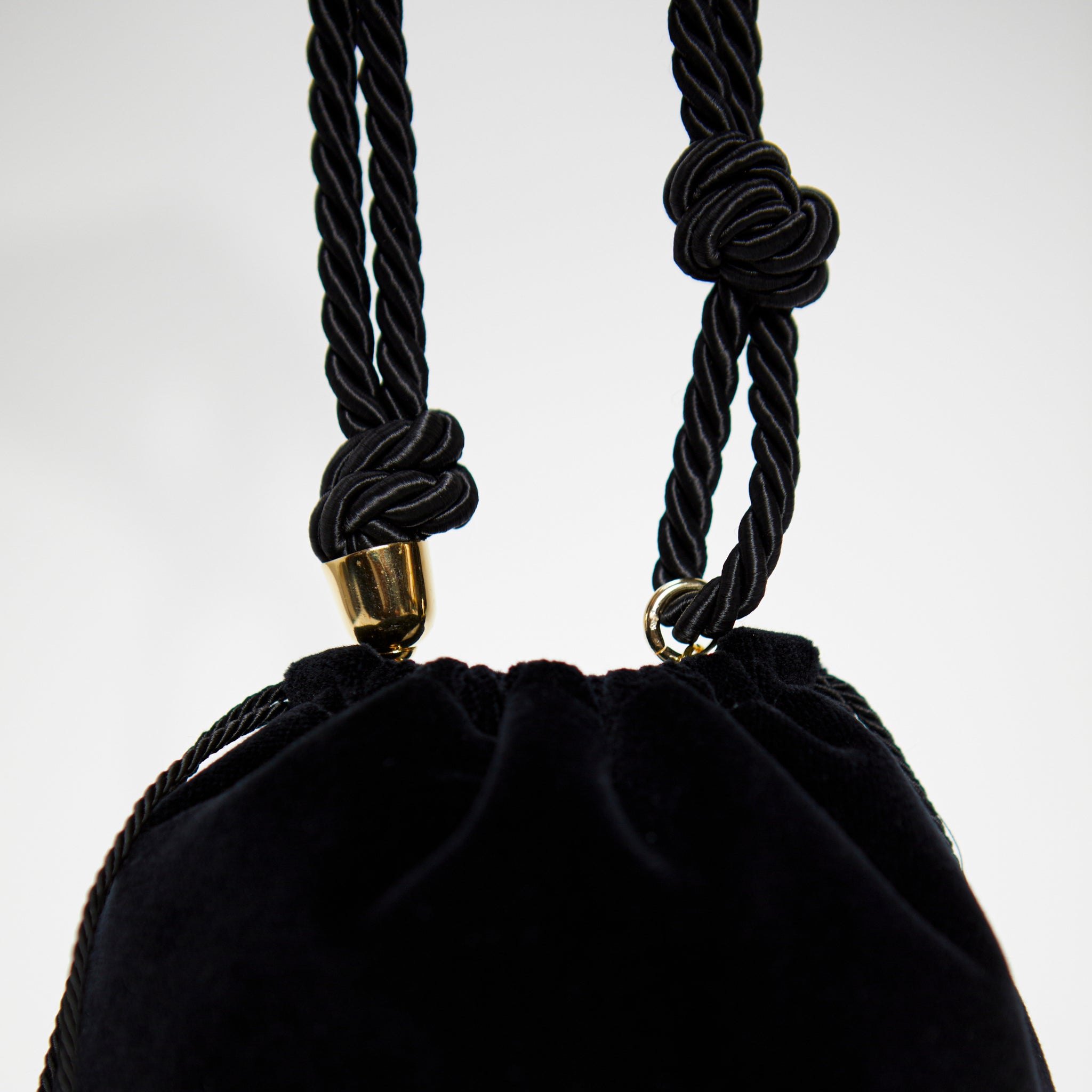 knotted shoulder strap in colore nero