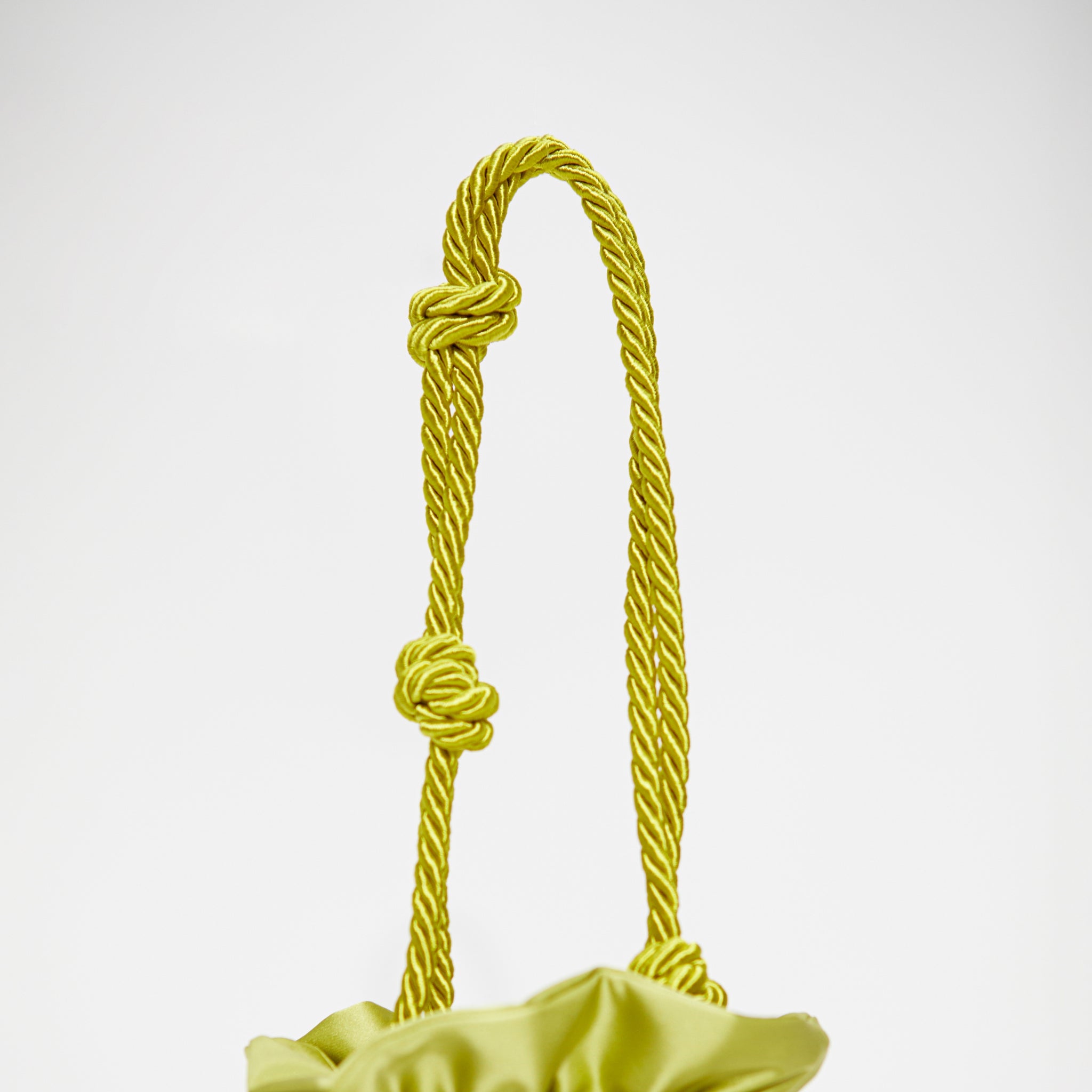 knotted shoulder strap in colore verde lime