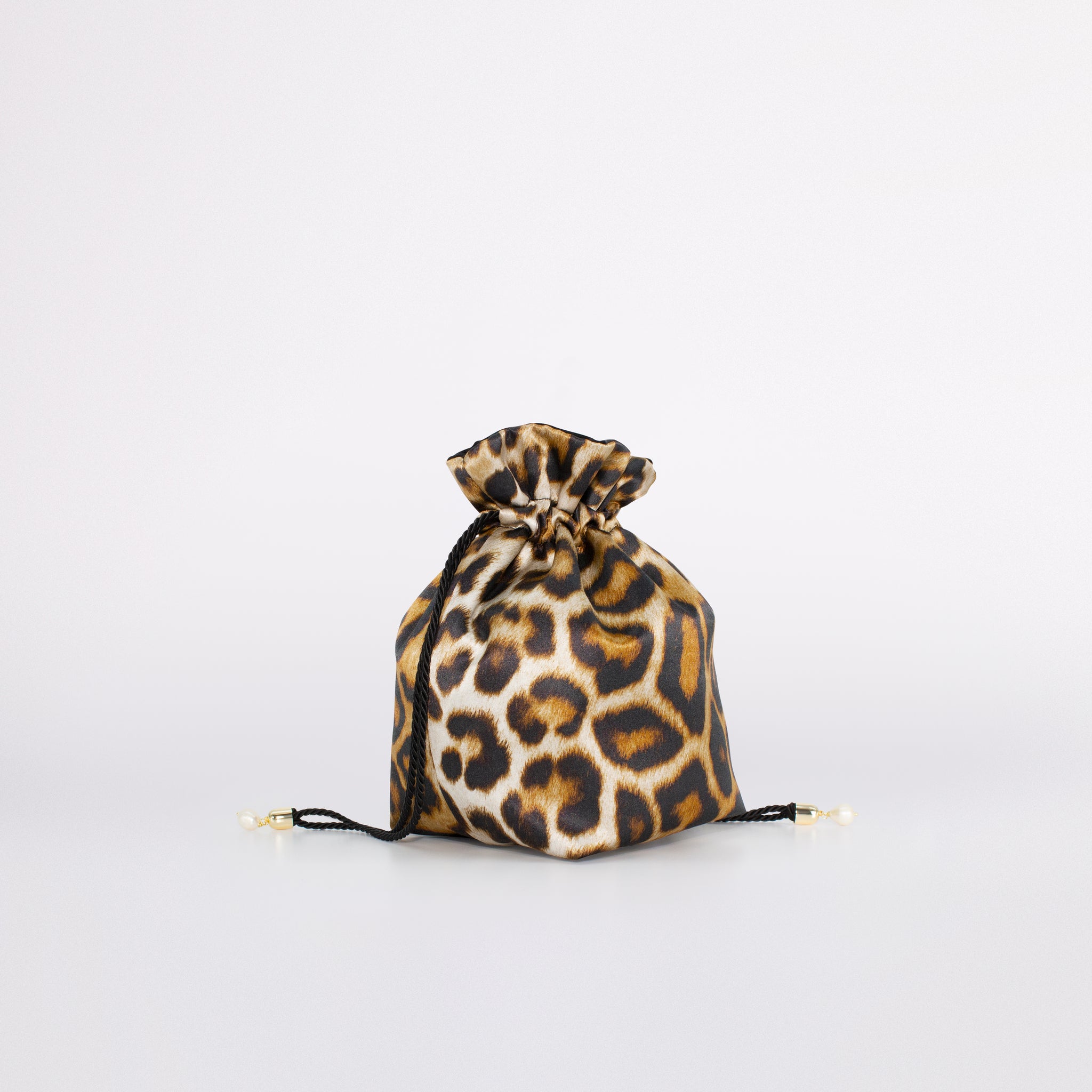 La Leopard Silk in versione bucket